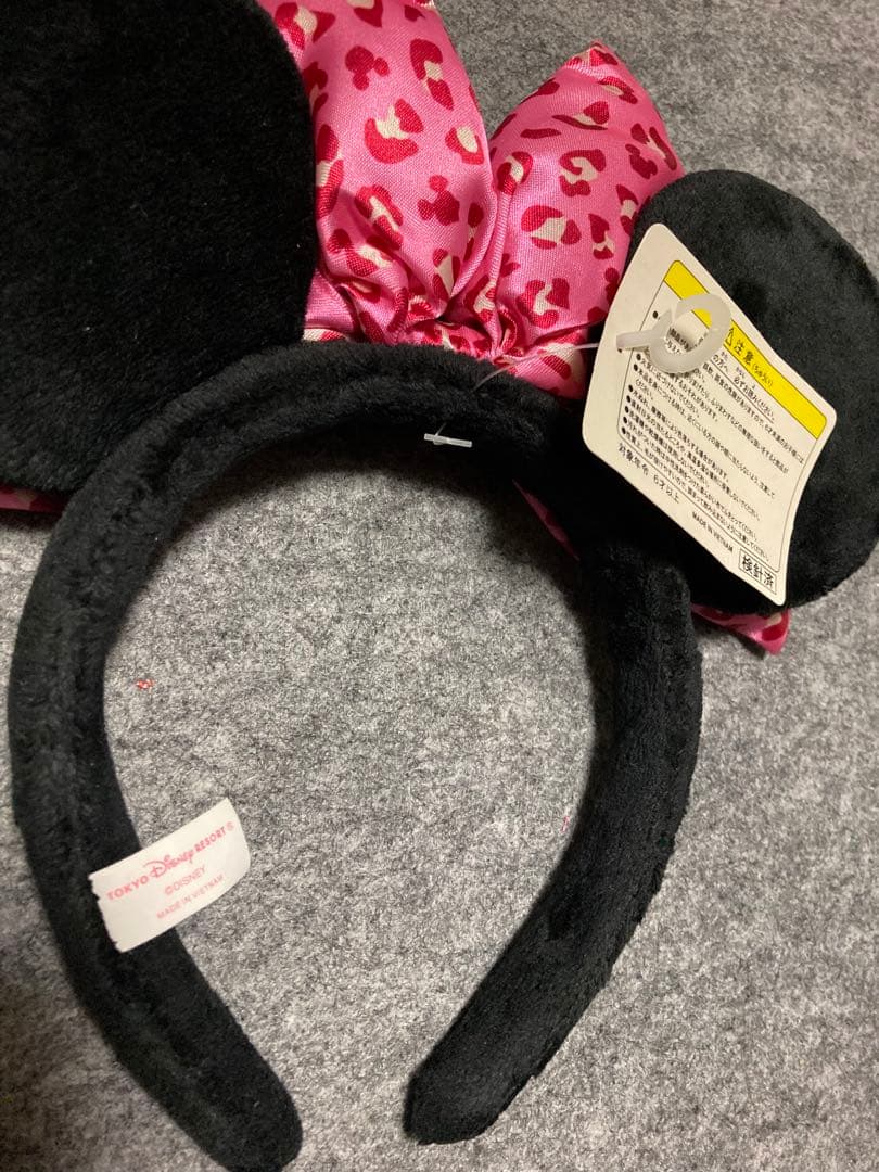 【新品】ディズニー　カチューシャ　ヒョウ柄　ピンク　リボン　ミニー　激レア　希少