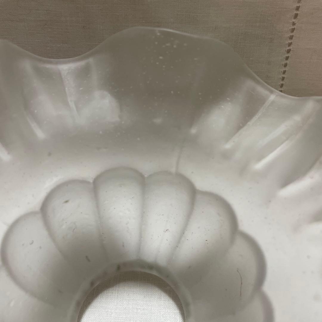 アンティーク透明ガラス製フリルシェイド