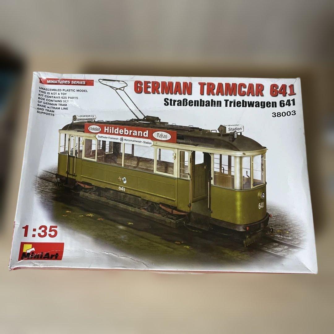 MiniArt 1/35 ドイツ路面電車641 未組立. Ln498