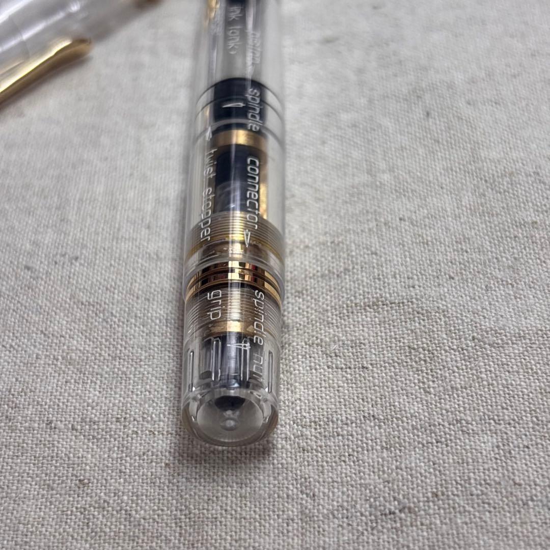 PelikanスーベレーンM800デモンストレーター万年筆刻印有18C-750M