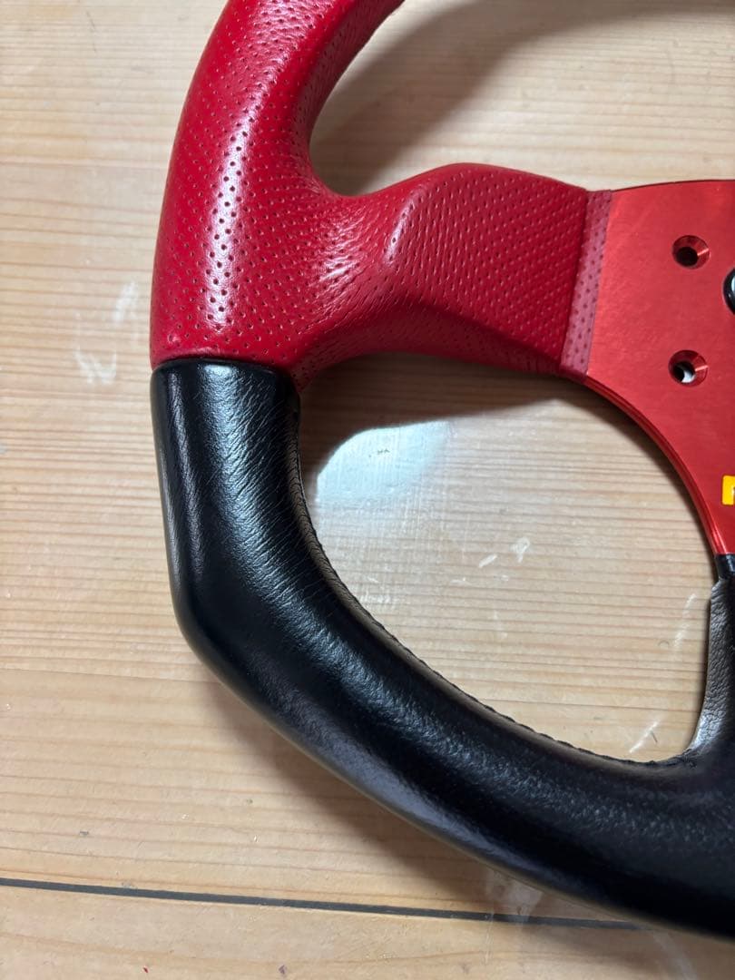 MOMO COMMANDO モモ コマンド 34Φ レッド×ブラック