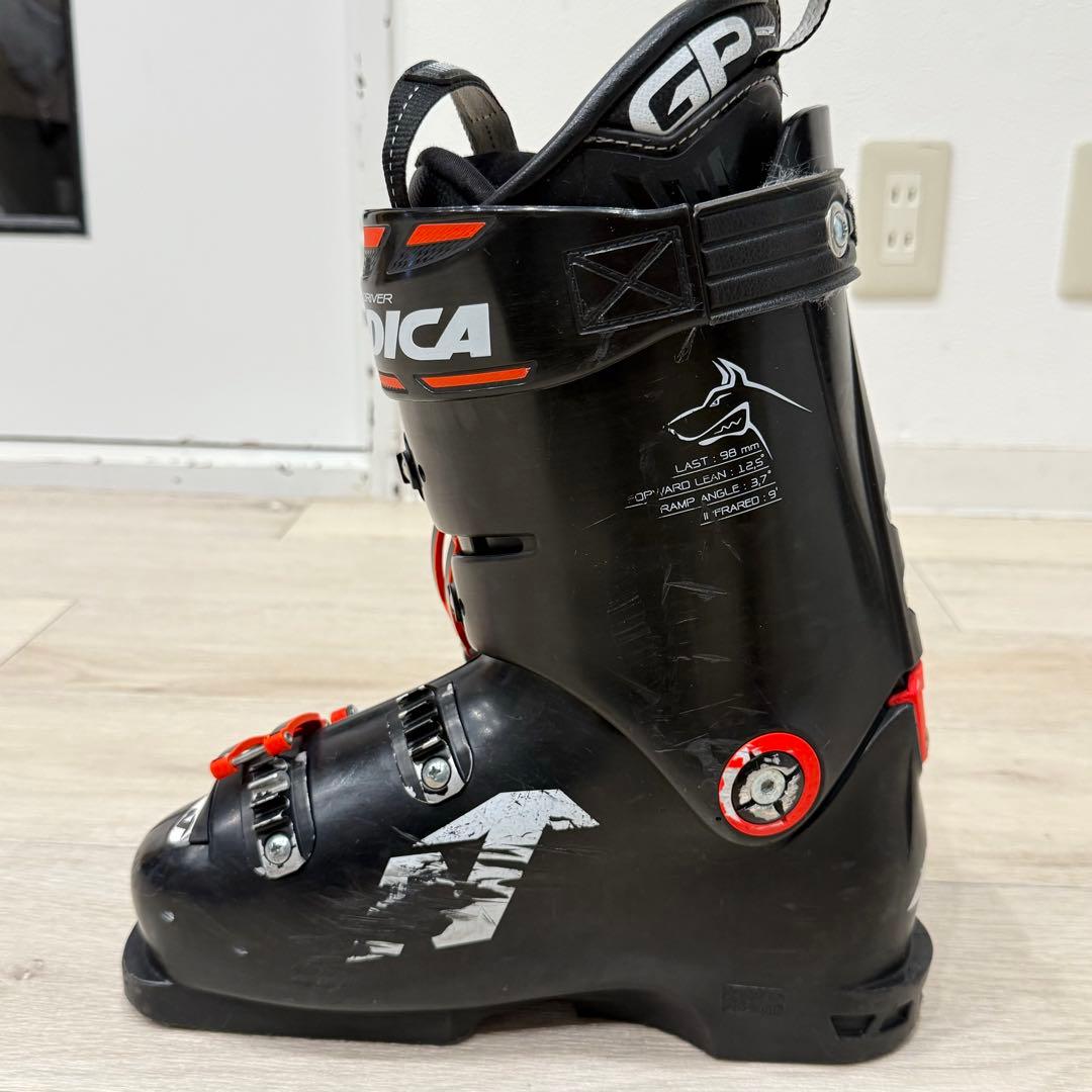 Nordica Dobermann GP 130 ノルディカ　ドーベルマン