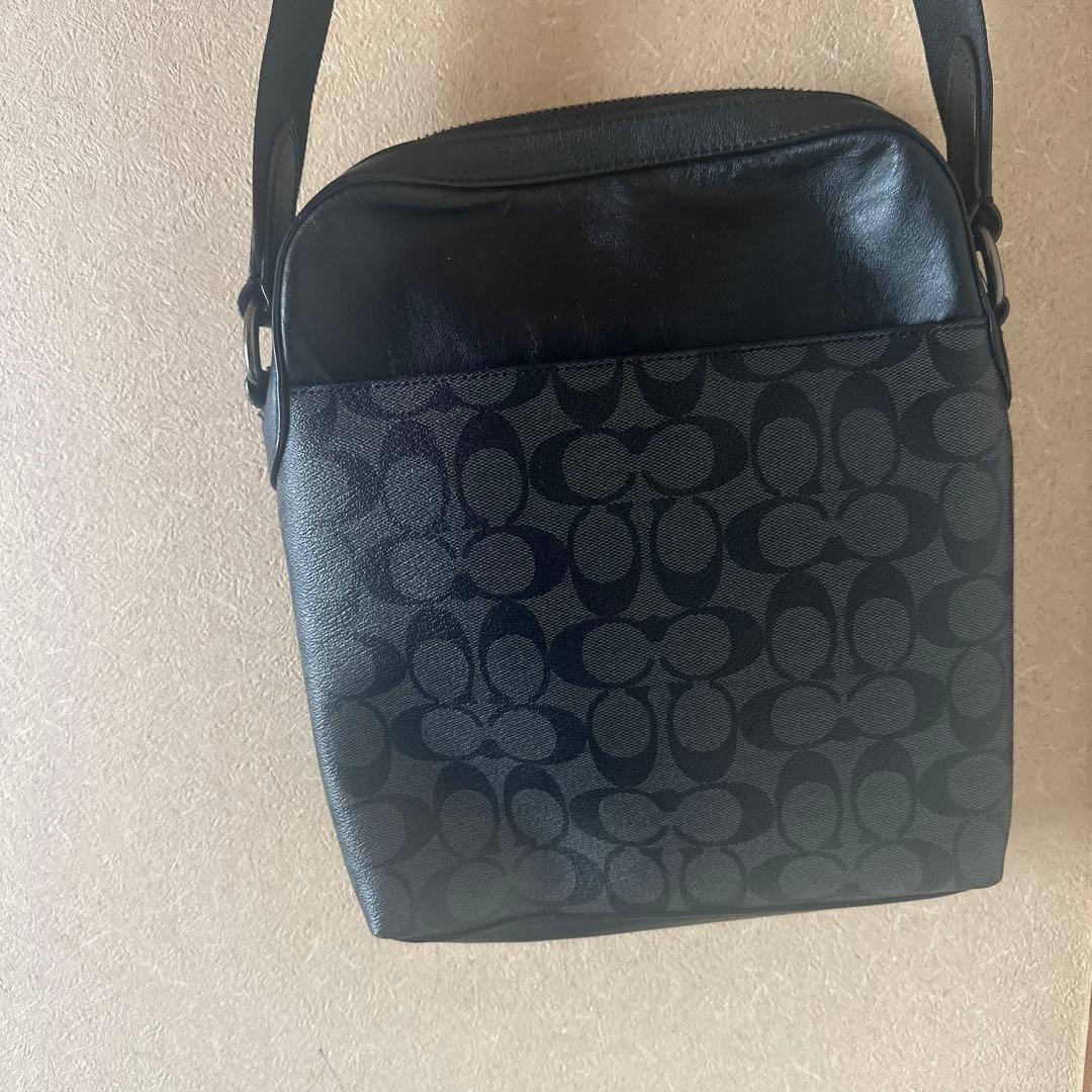 コーチ ショルダーバッグ ブラック　長財布　2点セット