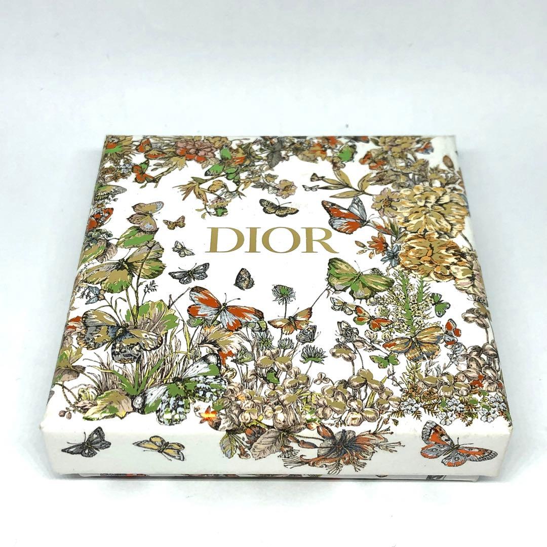 ディオール クレールディー リュヌ ブローチ ラインストーン