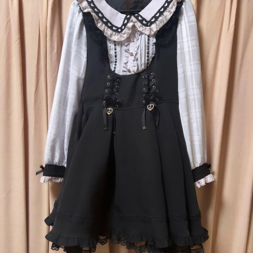 LIZLISA ハート衿プリーツフリルワンピース