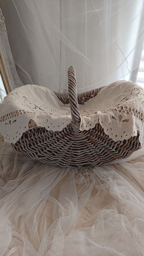 アンティーククロス ２枚付きの Koboバスケット シャビー