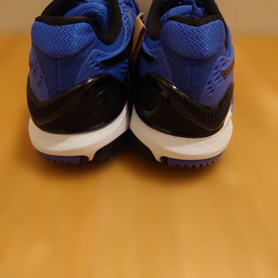 未使用　ASICS テニスシューズ ゲルソリューション　28.0cm