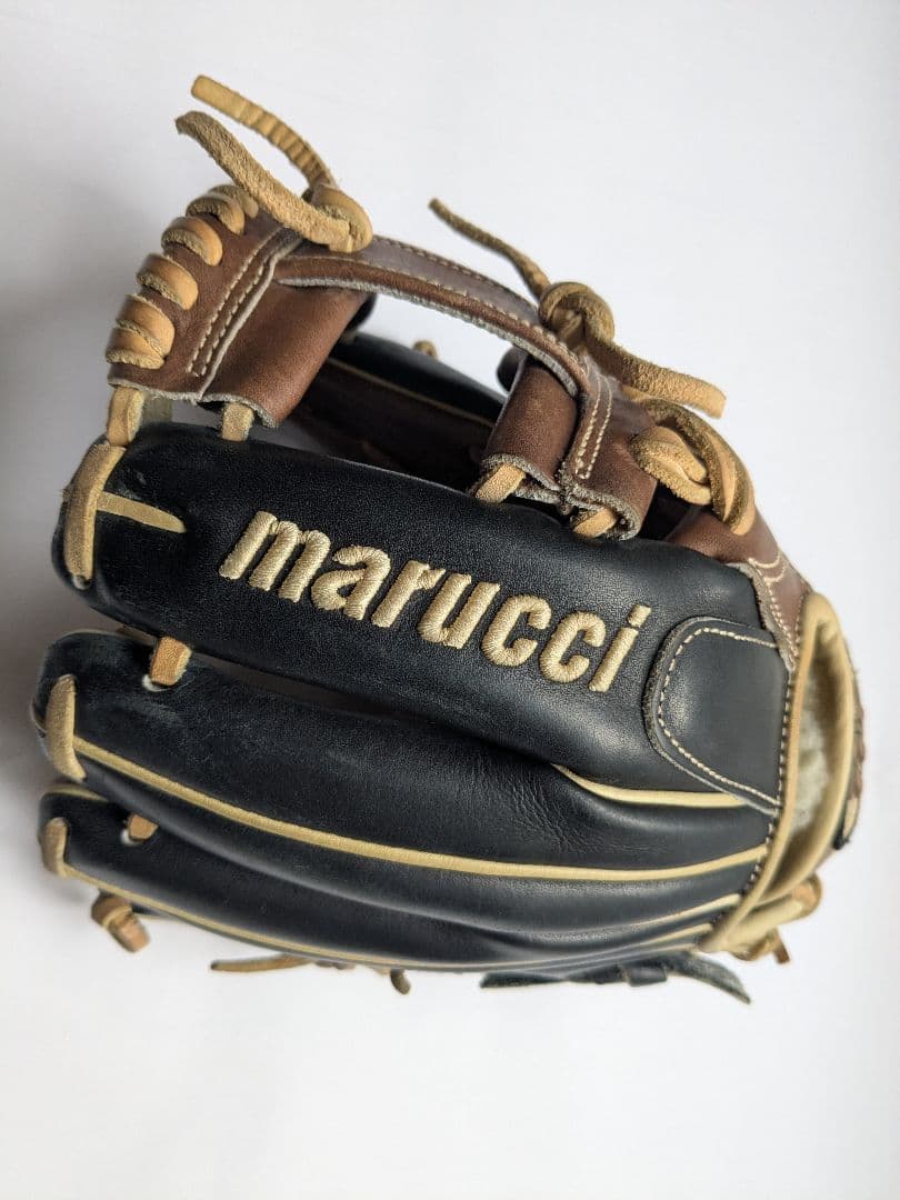 Marucci マルチ硬式グローブ