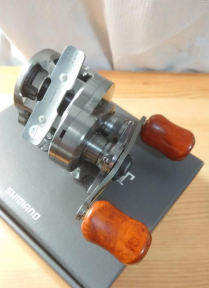 新品未使用　シマノ 23カルカッタコンクエスト BFS XG 右　夢屋花梨ノブ