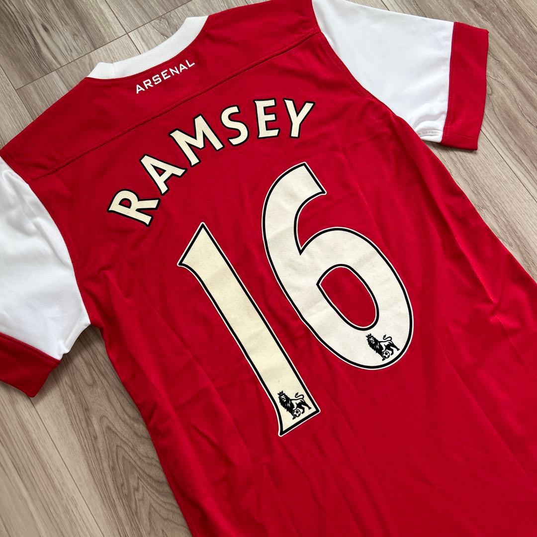 ✨コレクション品✨Arsenal NIKE Ramseyラムジー　ユニホーム