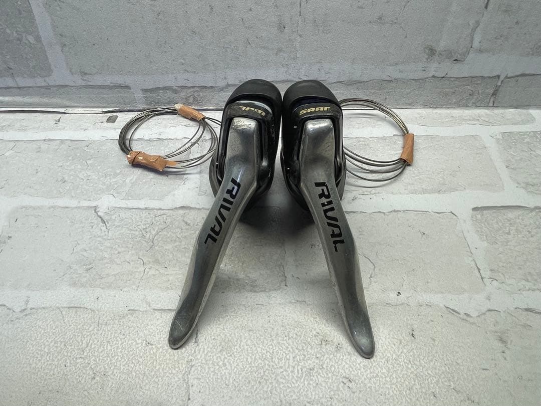 SRAM RIVAL デュアルコントロールレバー