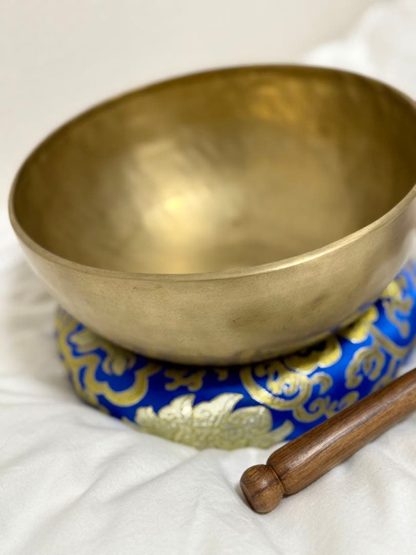 【直径25cm】チベタンシンギングボウル【C3】