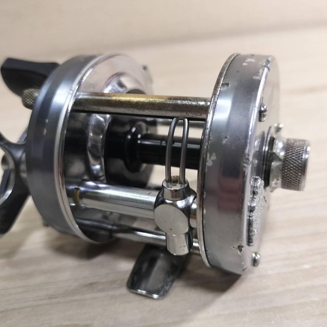 ☆ABU GARCIA アブ アンバサダー 5500C　ビンテージリール　灰