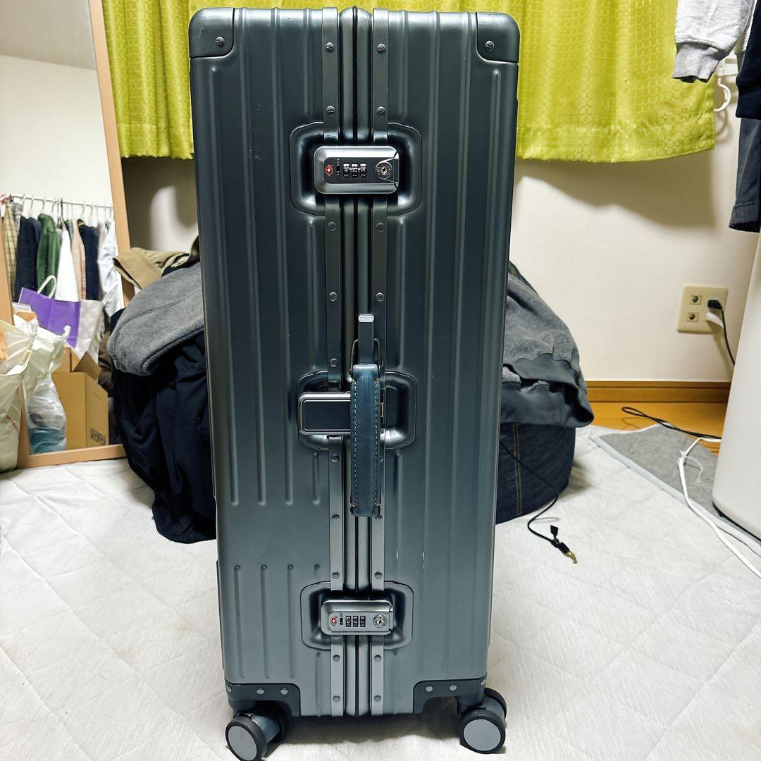 innovator イノベーター　96L アルミスーツケース