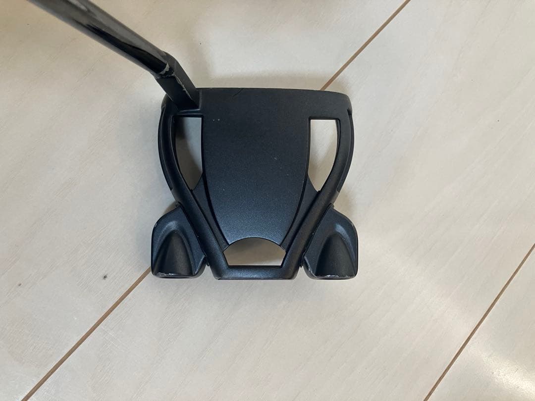 テーラーメイドスパイダーツアーブラック　パター