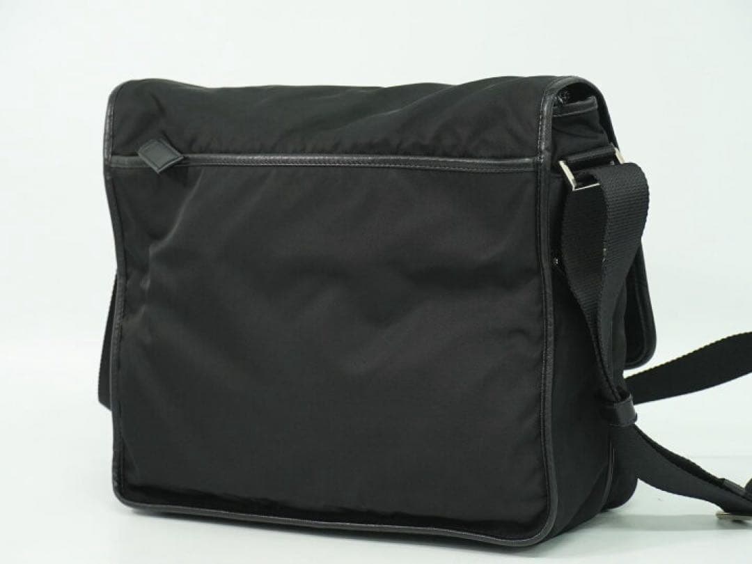 PRADA ナイロン ショルダーバッグ ポシェット ブラックバッグ　プラダ