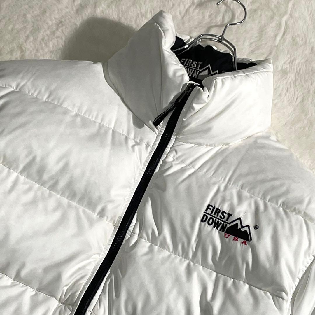 ファーストダウン　リバーシブル　ダウンジャケット　サイズ４L　ブラック　ホワイト