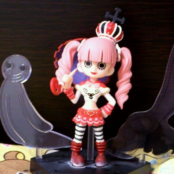 ペローナ フィギュア