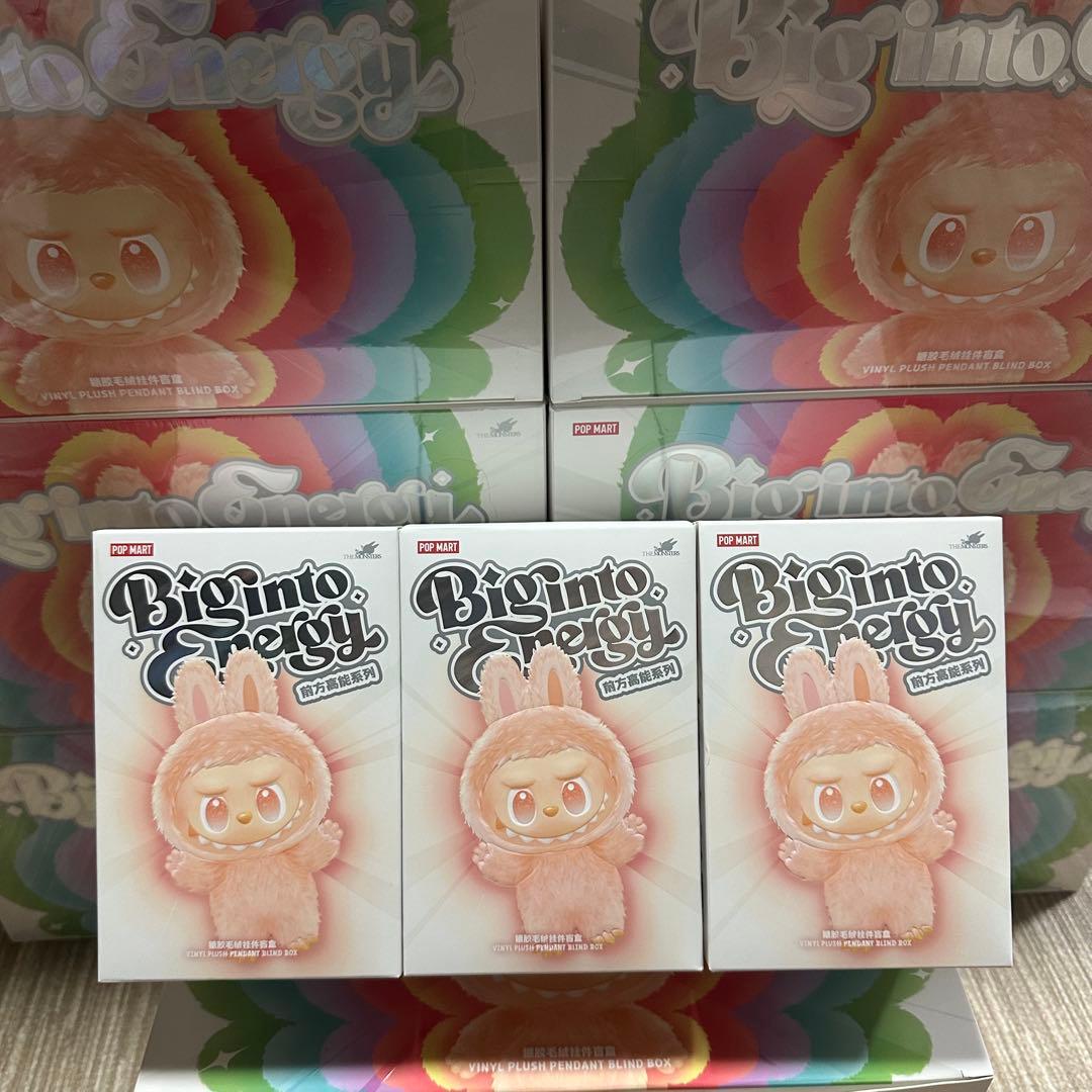 正規品・未開封Labubu Big into Energy 4箱