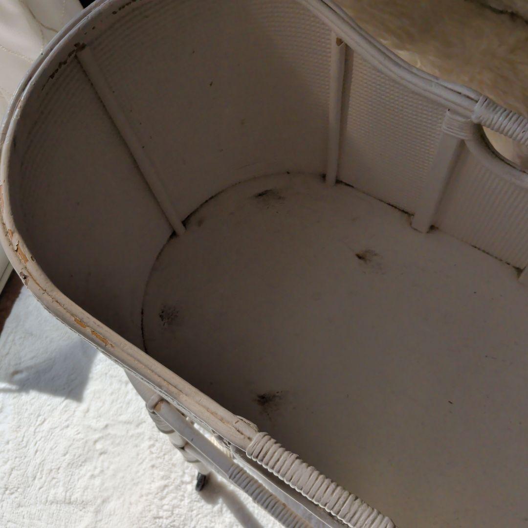 アンティーク　ベビーバスケット ホワイト　シャビーシック