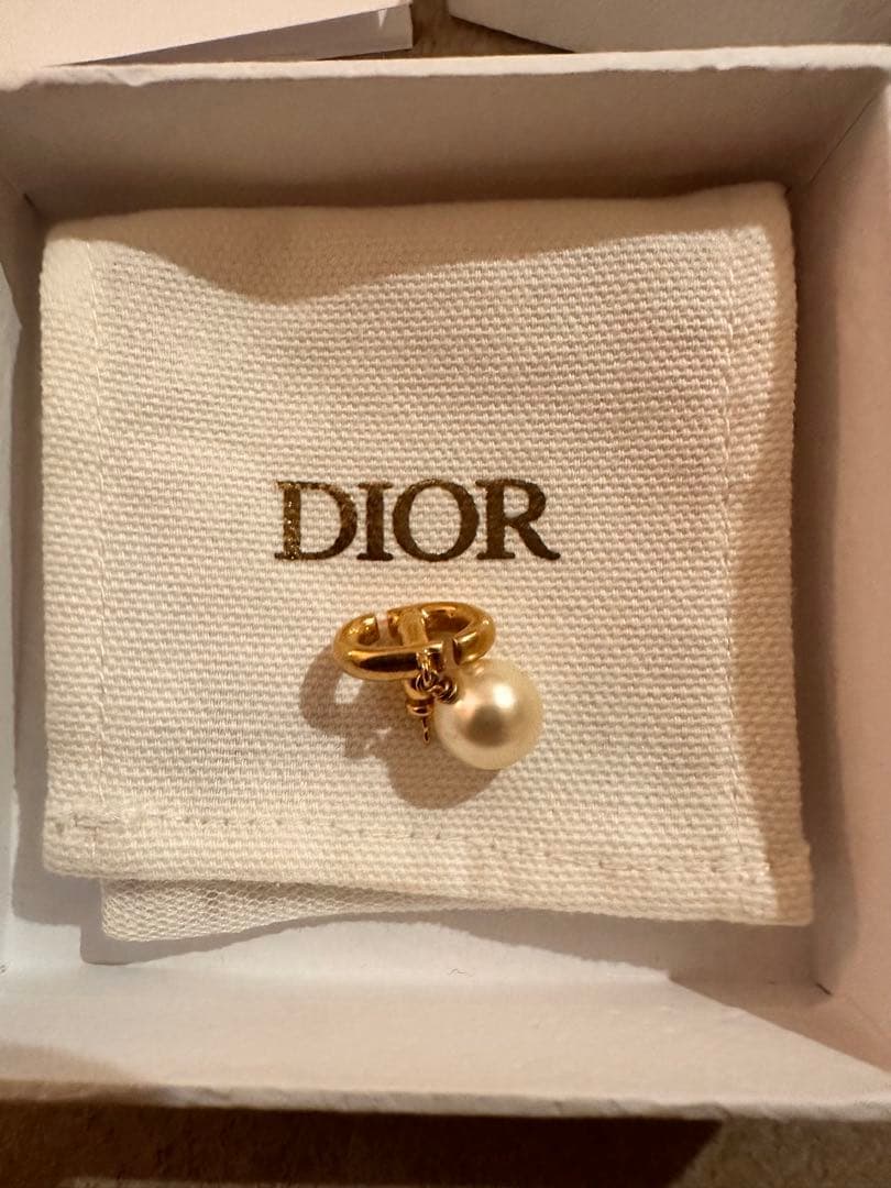 Dior CD Navy ピアス　パール　（片耳用）