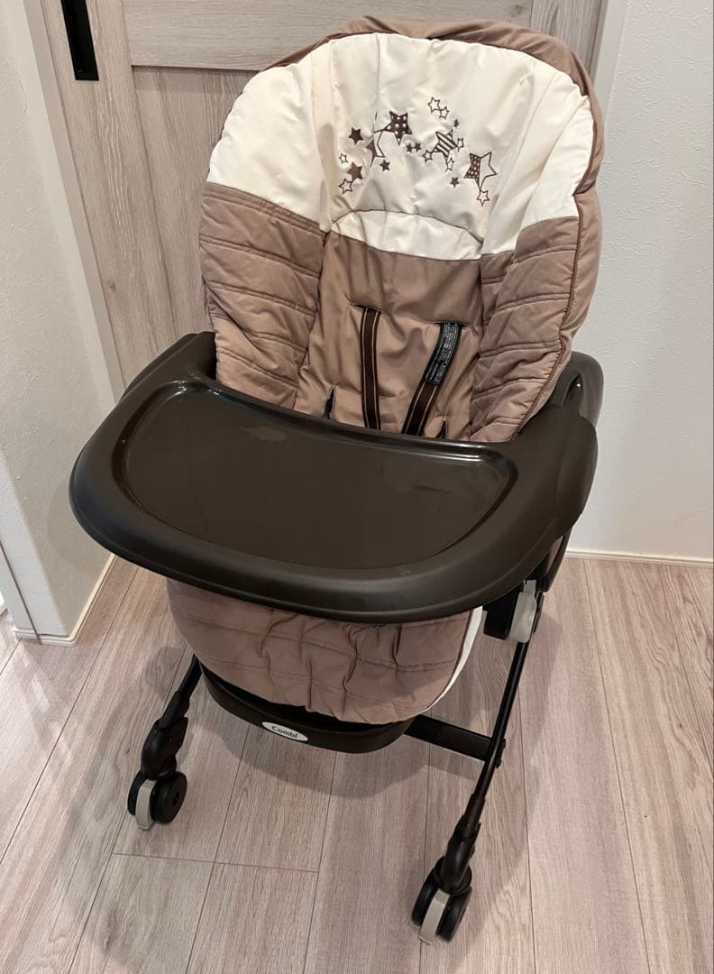 Combi コンビ ネムリラAT 新生児 自動 ハイローチェア　値引対応