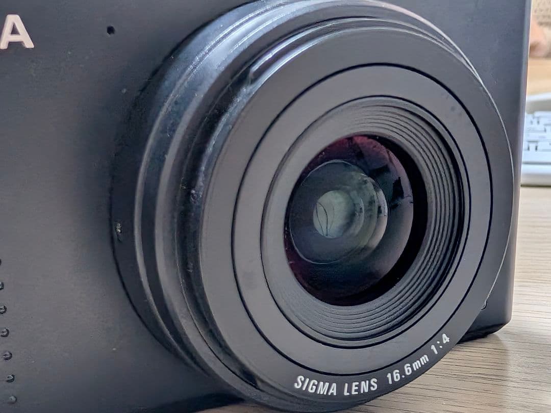 Sigma DP1 超接写セット　高級コンパクトデジタルカメラ