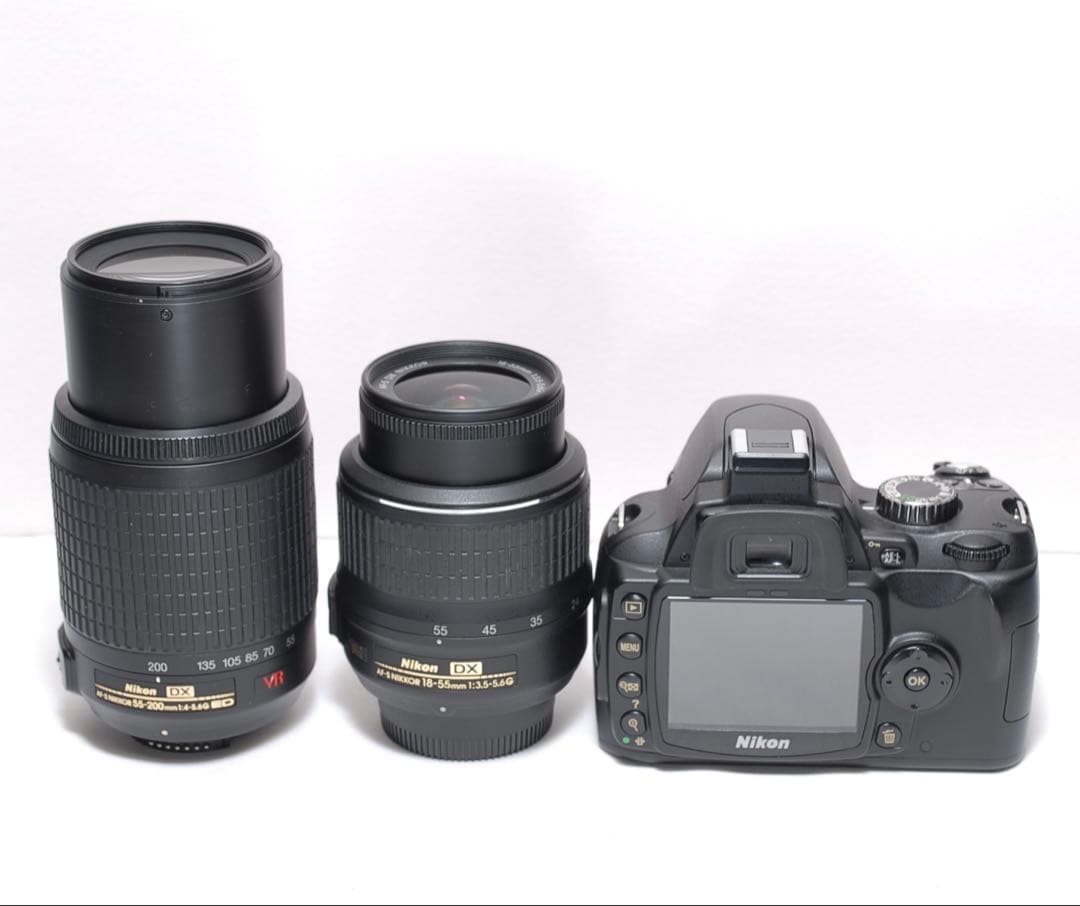 少シャッター数✨Nikon D60✨ ダブルレンズ✨スマホ転送✨スポーツ観戦に✨