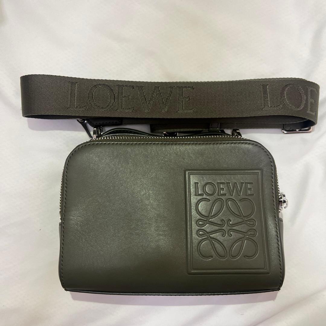 LOEWE ダークグレー ショルダーバッグ