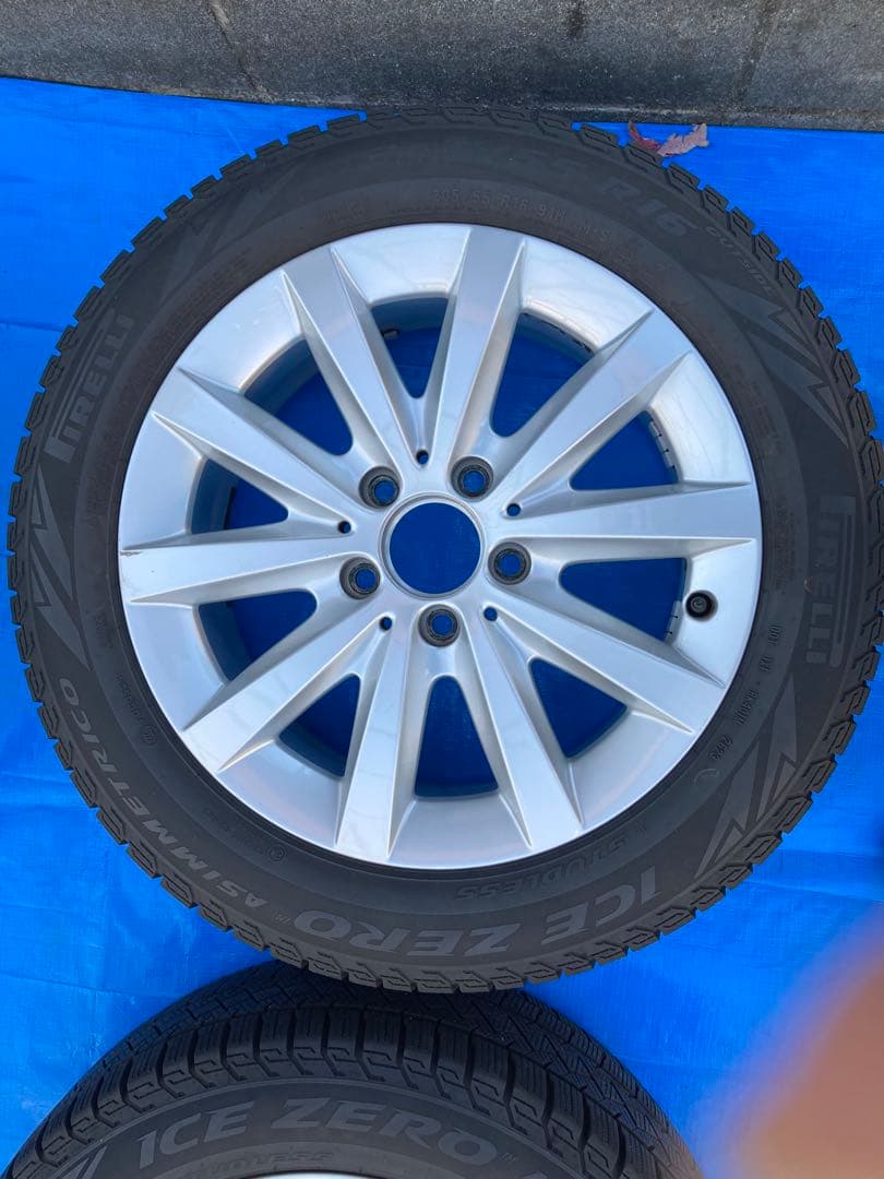 ベンツAクラス　16インチ純正アルミ➕2023年スタットレスタイヤ4本セット