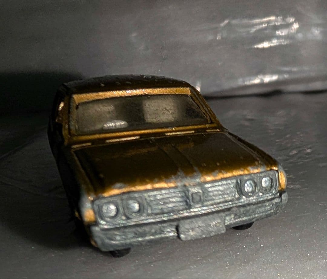 【ゆう@✨まとめ買い割り！✨】トミカ　日産セドリック　No.33 香港製