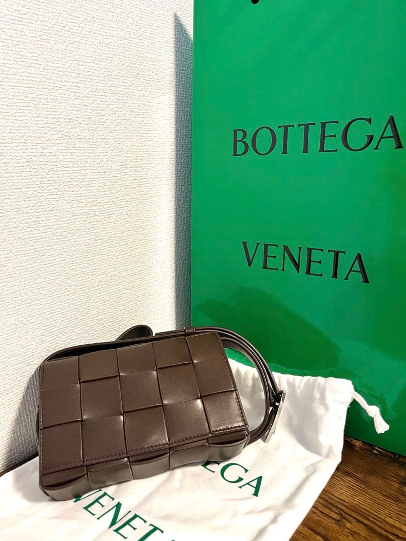 【希少】✨BOTTEGA VENETA ボッテガヴェネタ　スモールカセット