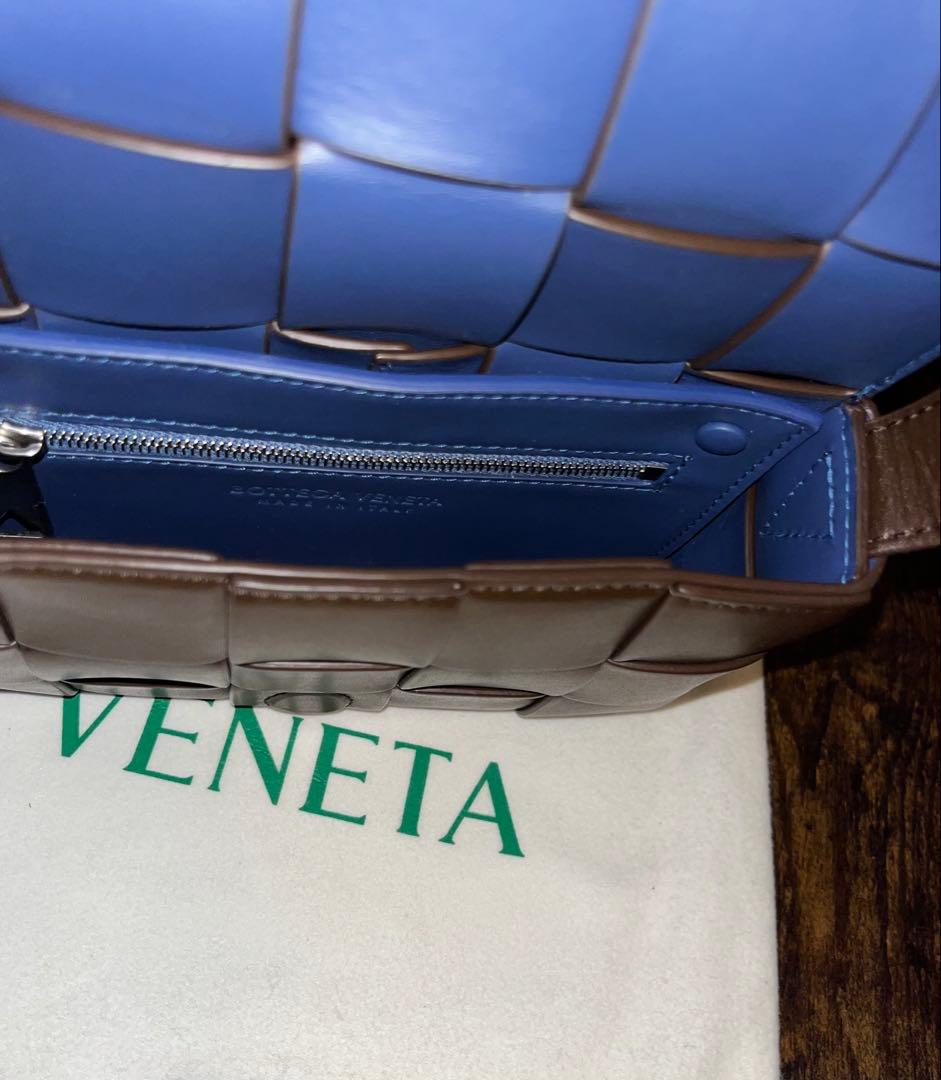 【希少】✨BOTTEGA VENETA ボッテガヴェネタ　スモールカセット