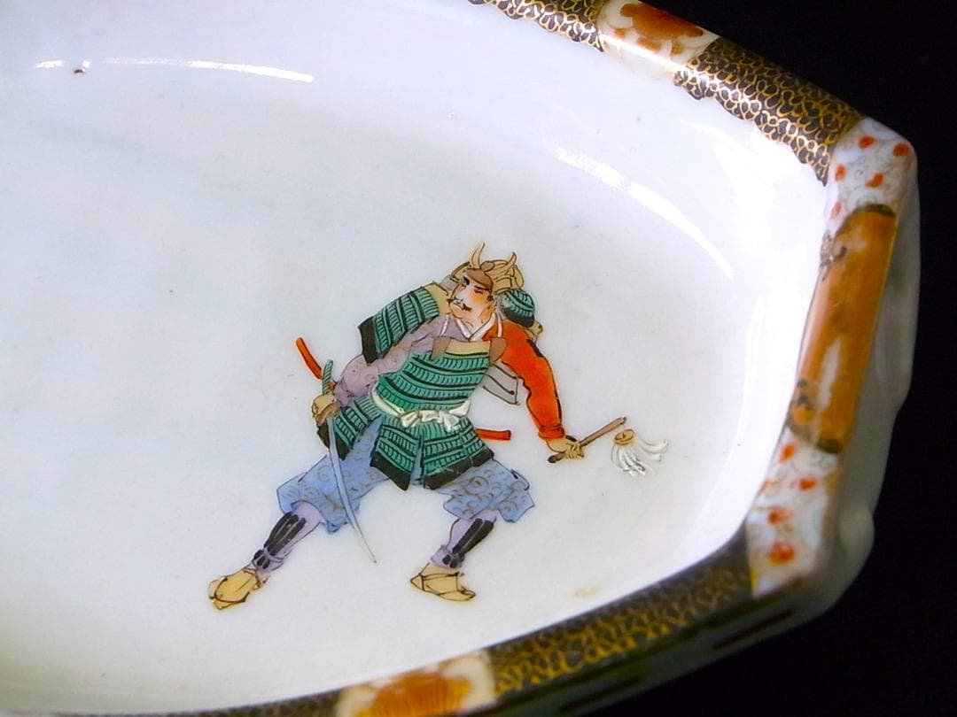 【 E399 】 超名品　明治期瀬戸焼上手作品　川本桝吉作品　超細密武士文舟形皿