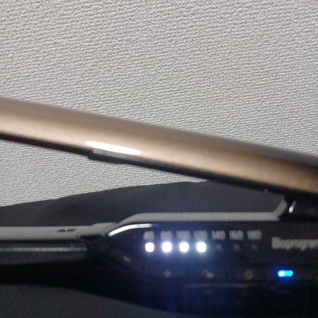 HAIRBEAURON 4D Plus ストレートアイロン