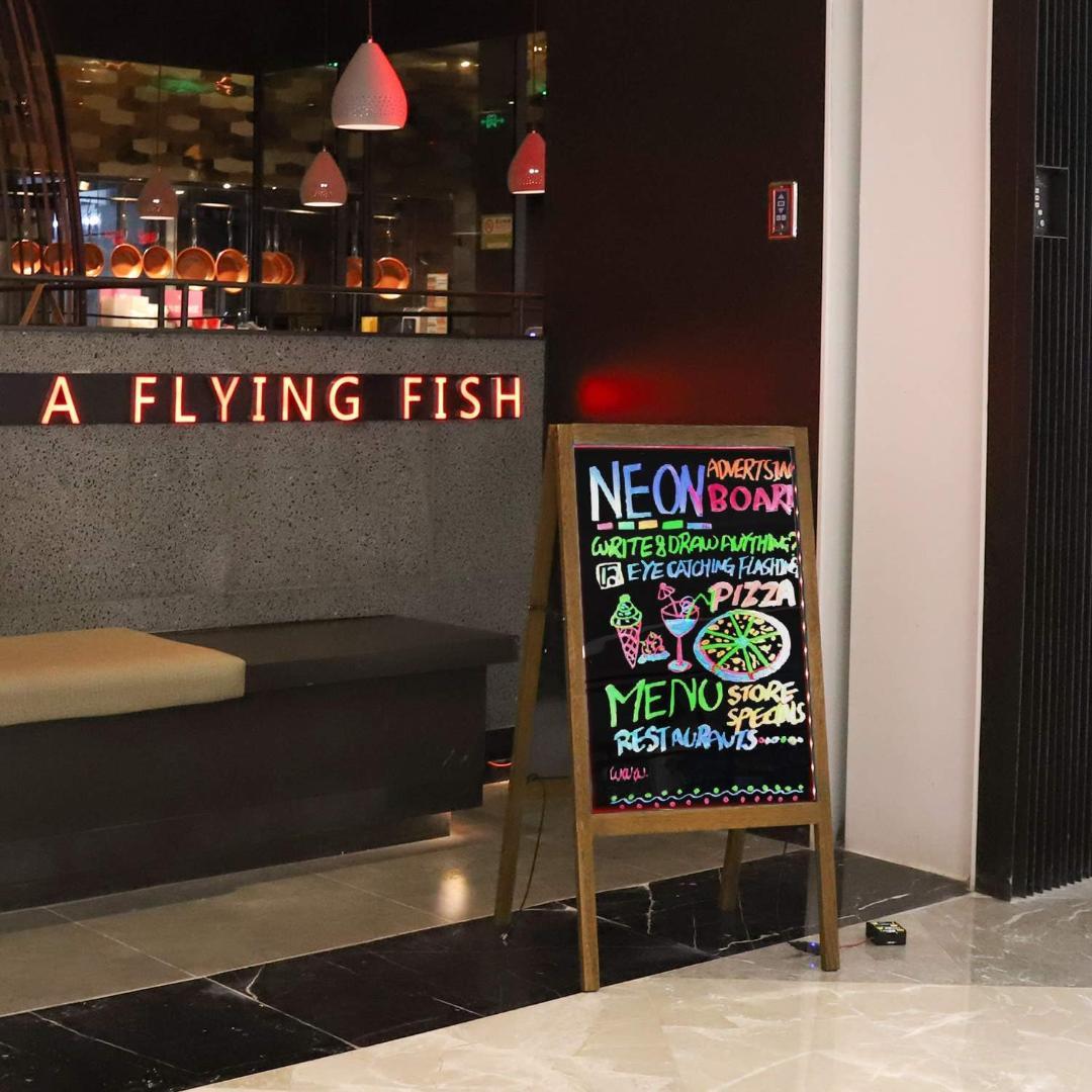 【新品】LED電光掲示板 両面 A型看板 立て看板 スタンド 16色 高輝度発光