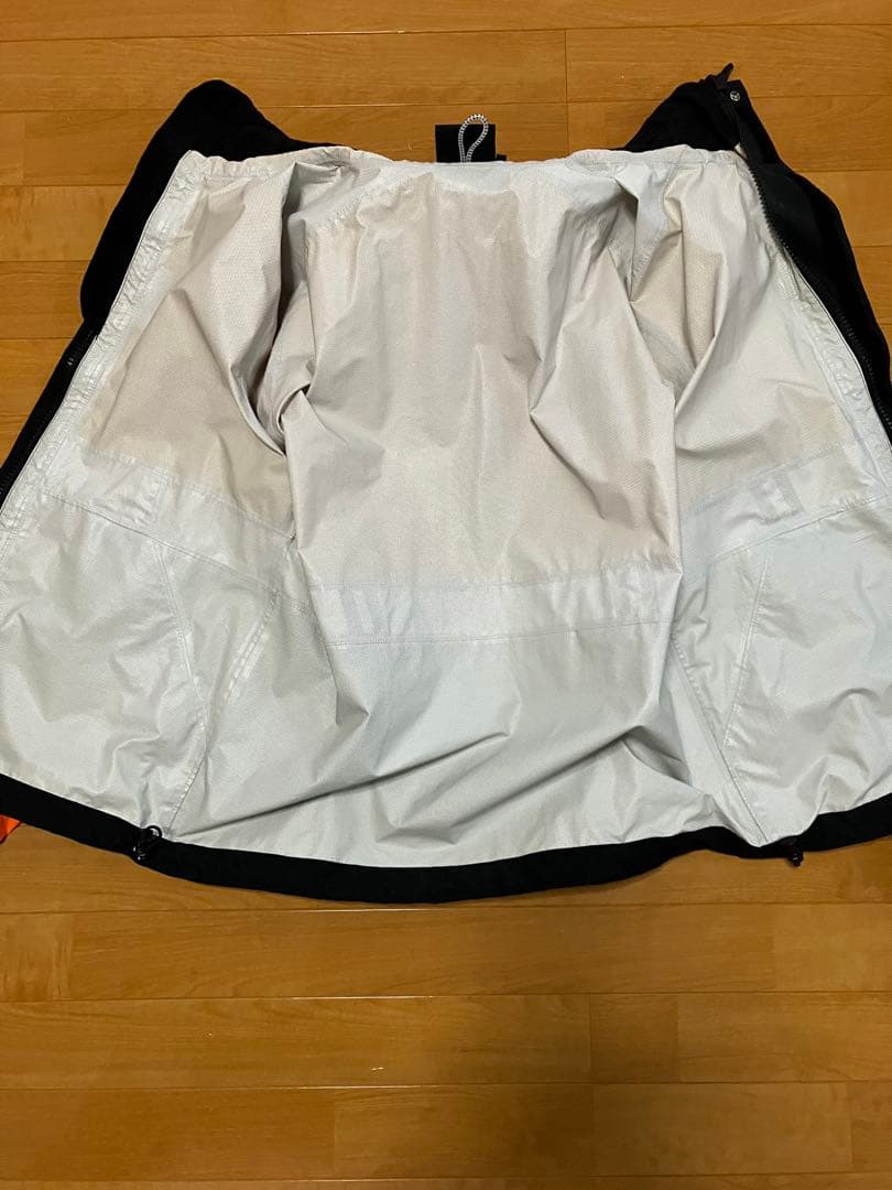 Helly Hansen ベリーハンセン　スキーウェア　スノボウェア