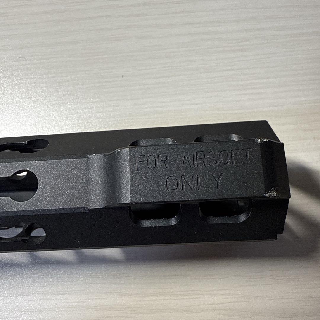 SLR ブラック　ハンドガード　トイガン　パーツ