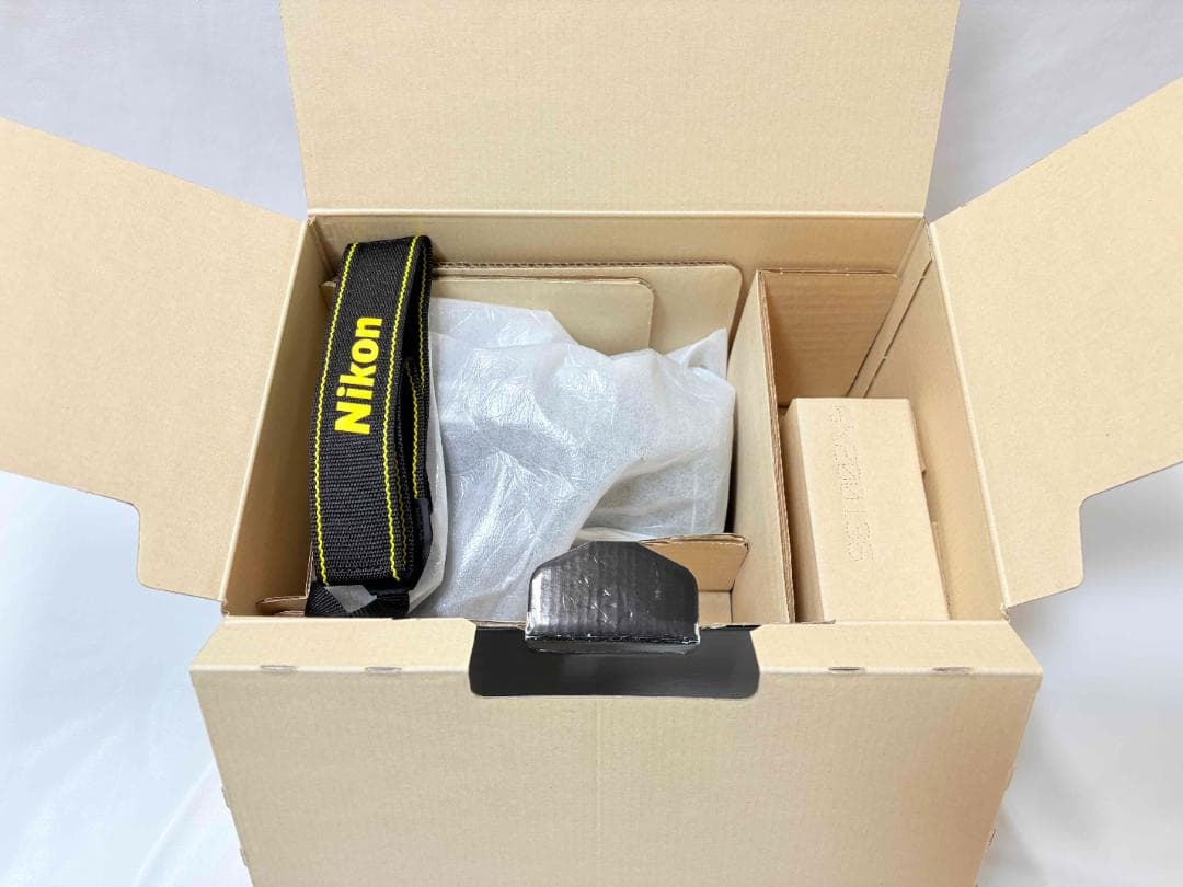 【ほぼ新品 箱付】Nikon COOLPIX P950　動作良好・返品保証