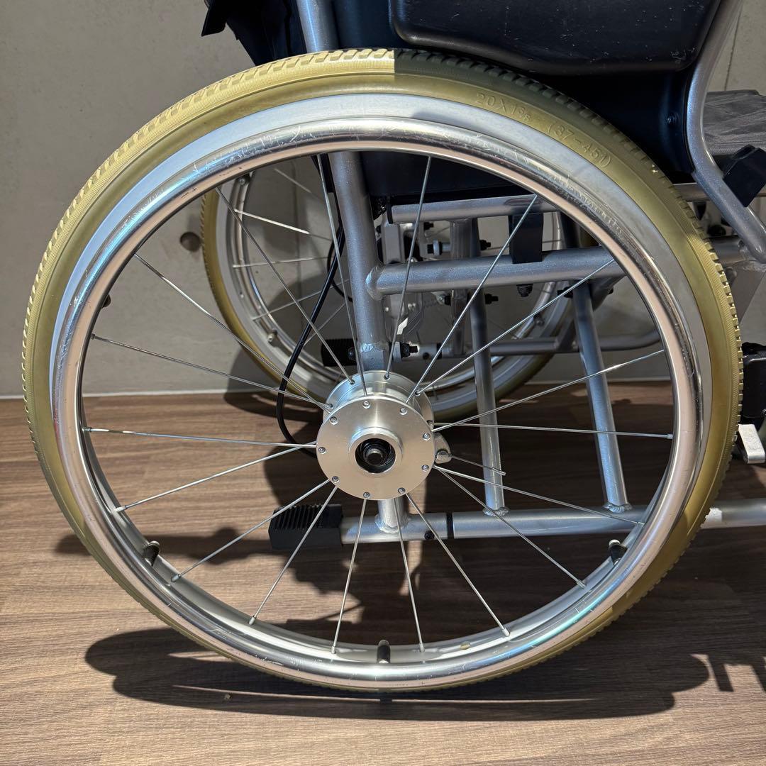 Swany Mini 自走用車椅子 世界最小クラス シルバー 2016年製 中古