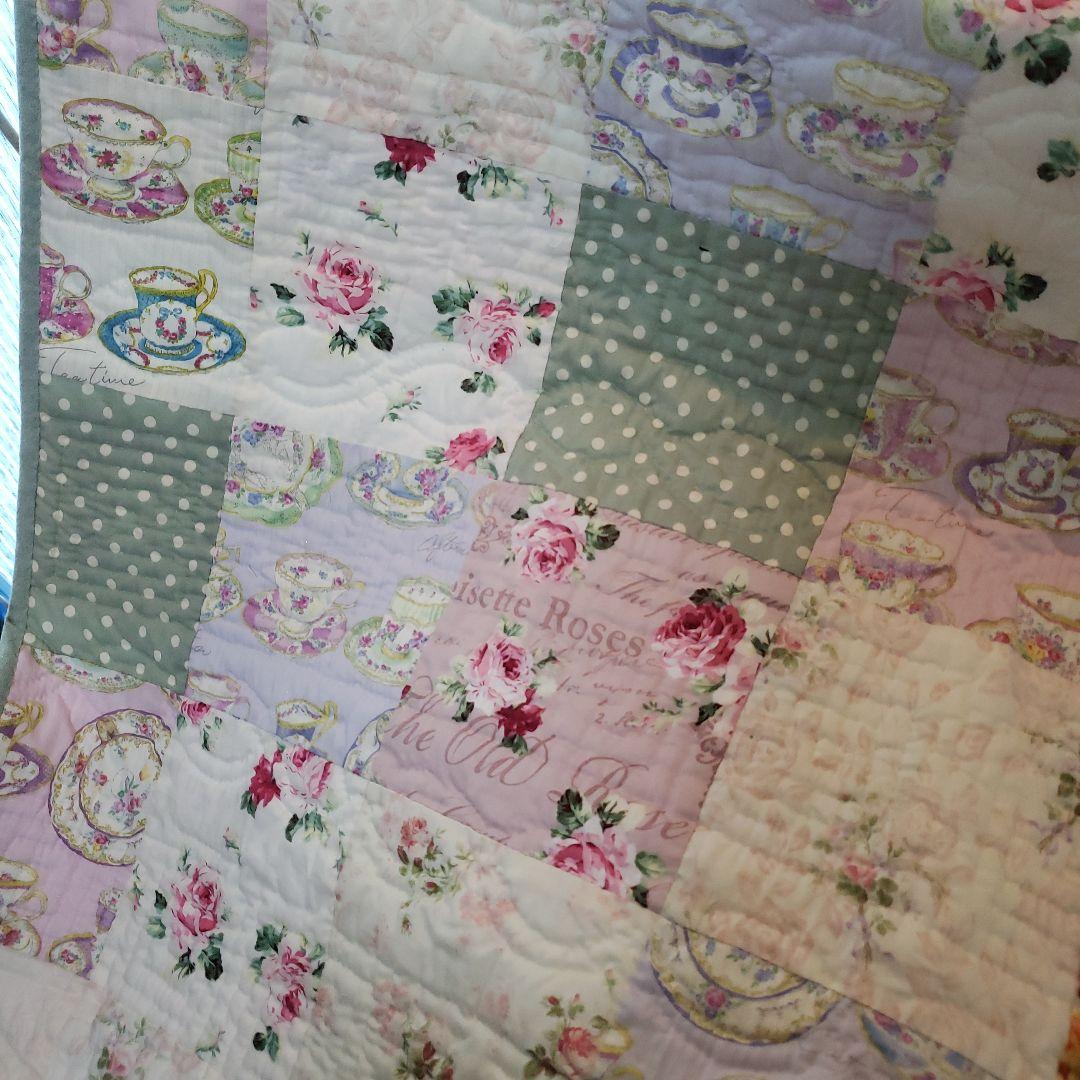 ❣️パッチワークキルト❣️爽やかキルト❣️リバーシブル