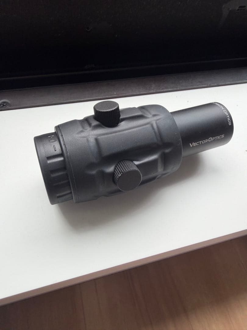 トイガン Vector Optics Maverick 4X26 Magnifier