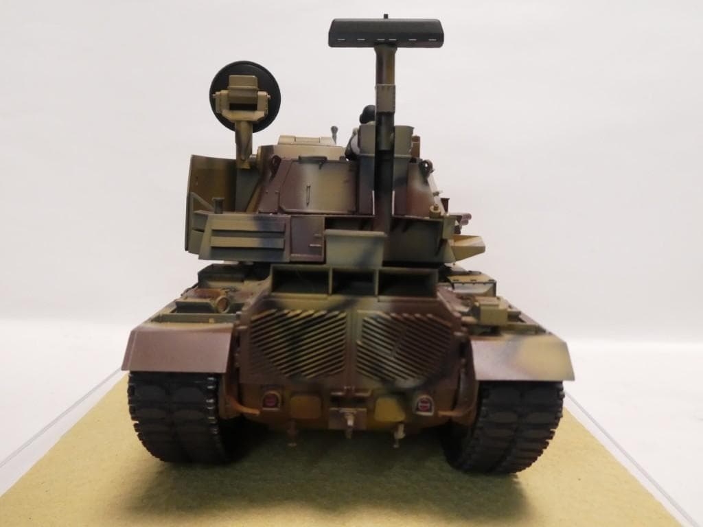 タミヤ　1/35 アメリカ陸軍 対空戦車ヨーク　完成品