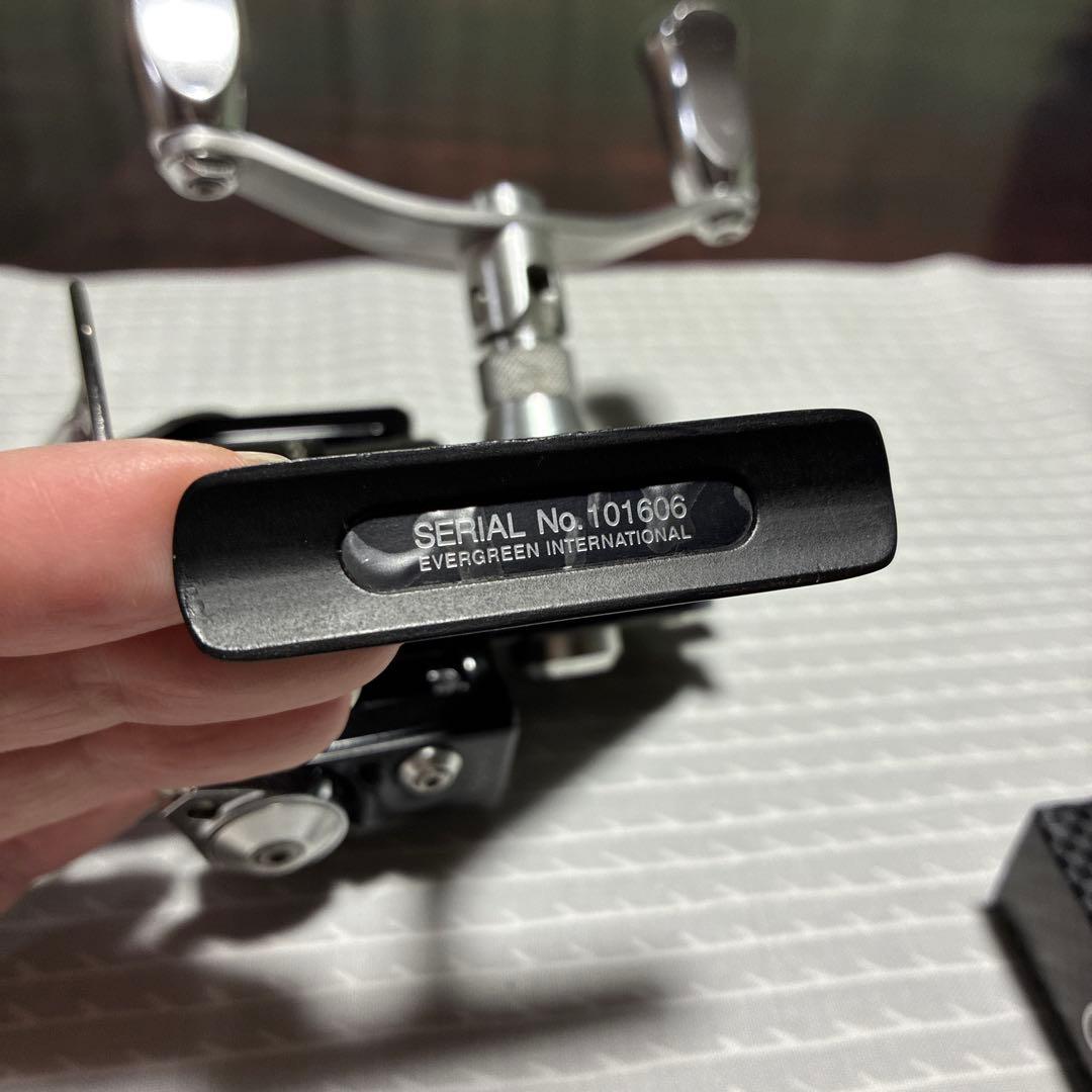 オーパス1 ネロ スピニングリール ダブルハンドルとオーパス1 の2点セット