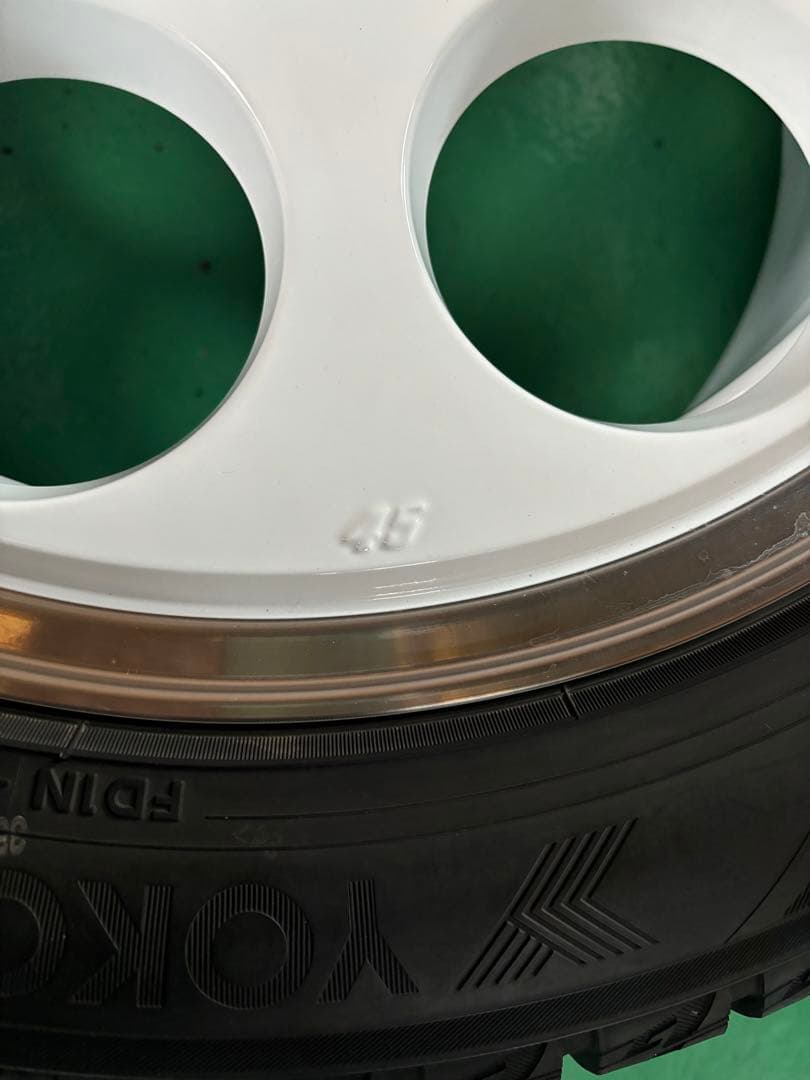 希少 O.Z RACING 225/50R18 スタッドレスタイヤセット