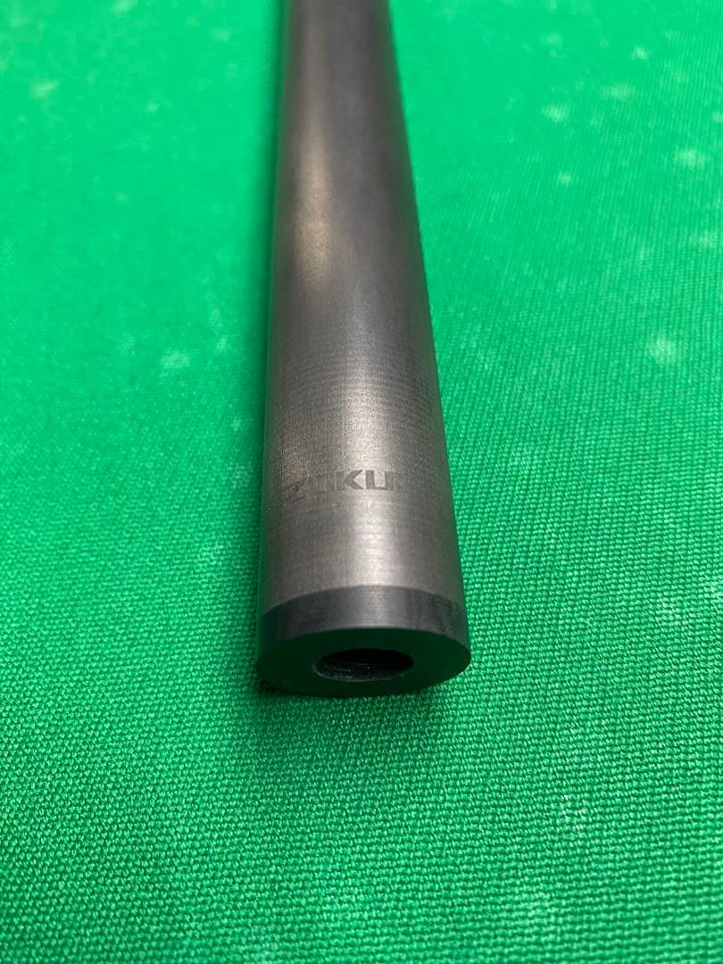 チャイニーズ8 用　ZOKU カーボンシャフト