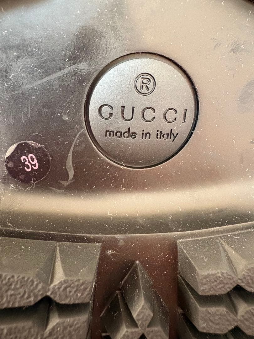 グッチ黒ローファー 厚底 ゴールド金具