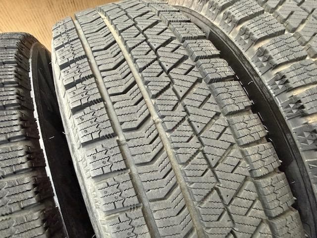 アクア ヤリス ヴィッツ フィット 175/70R14 VRX2 2021年製