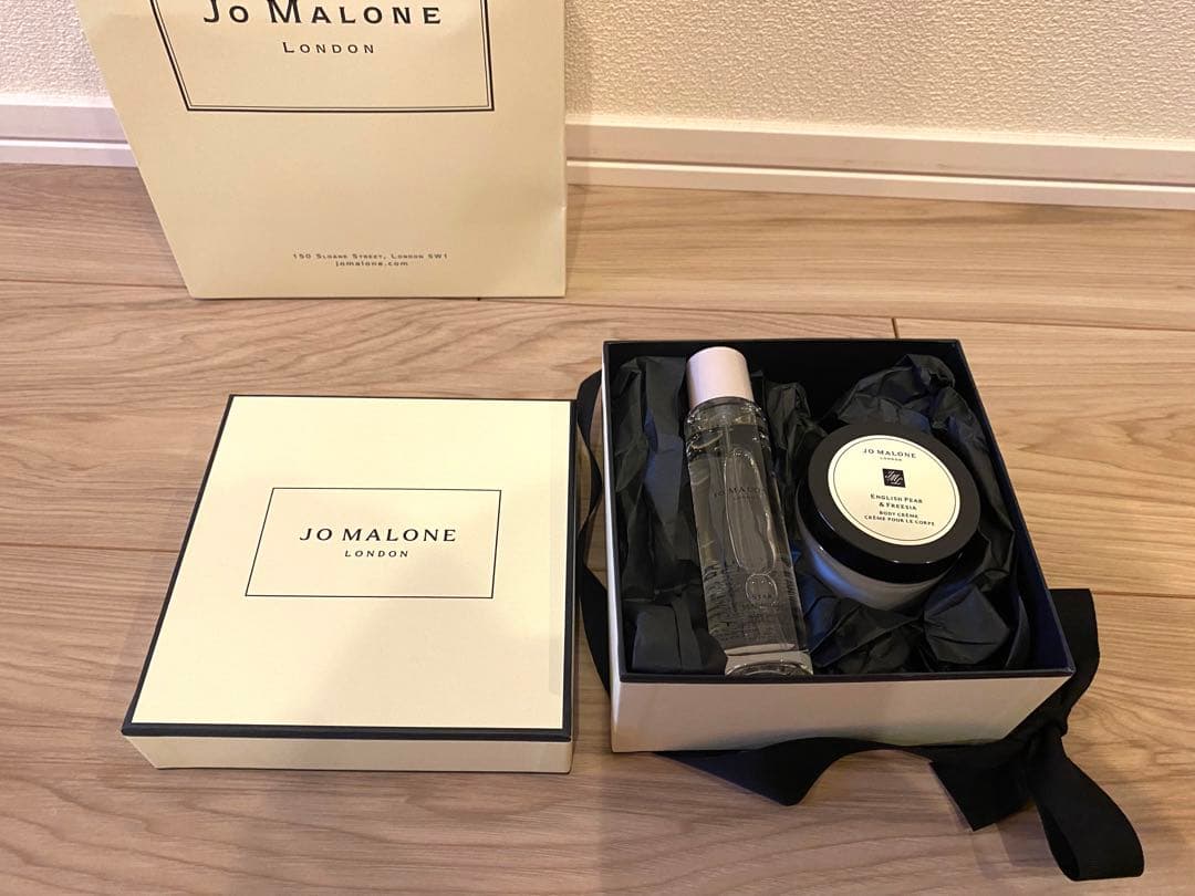 【 BOX入り】　JO MALONE ボディクリーム＆ヘアミスト