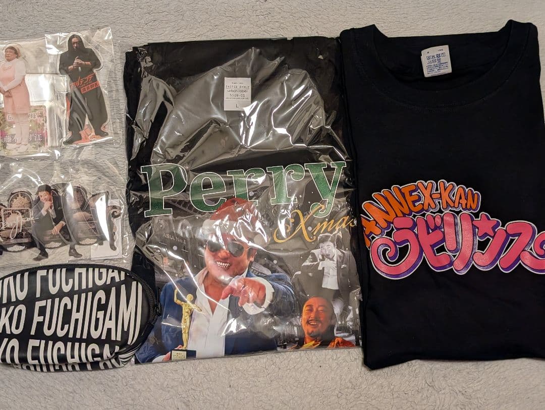 ペリーキーシャツ・秋山歌謡祭アネックスシャツ・アクスタ等